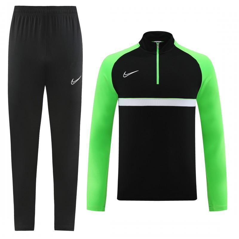 2023 NIKE Black Green Half Zipper Jacket +Pants