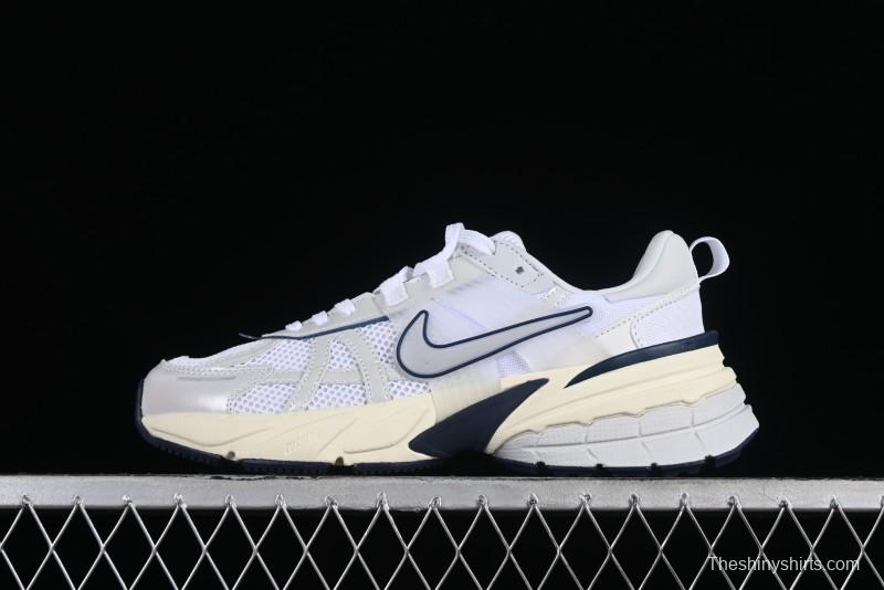 Nike Runtekk V2K Retro Low-Top Running Shoes with Cushlon Midsole - FD0736-102