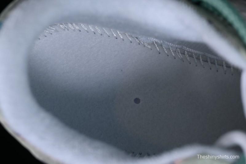 Nike SB Dunk Low Limited Edition Year of the Dragon - SJ2068-229