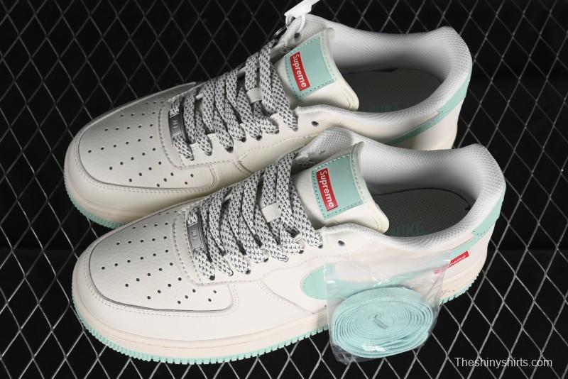 Supreme x Nike Air Force 1 '07 Low Collaborative Sneakers in Youthful Green - HD1968-023