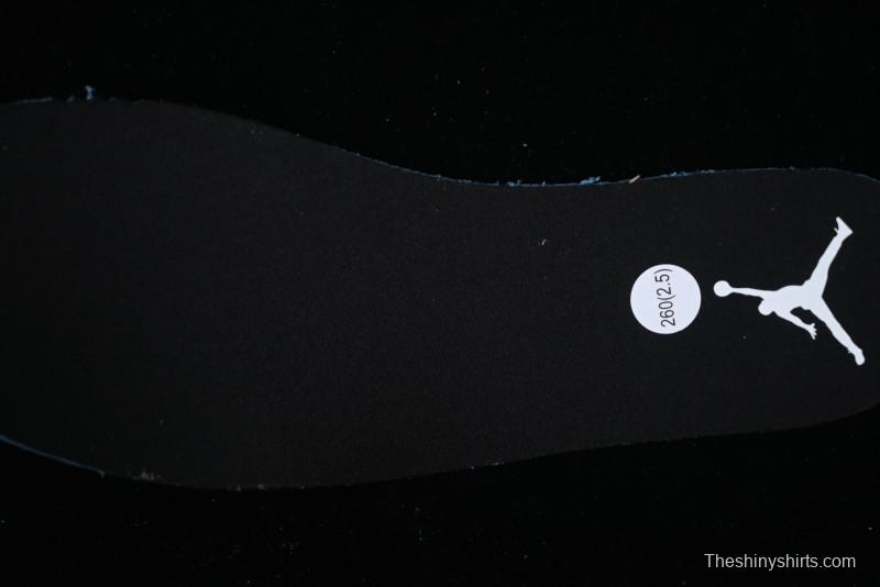 Nike Air Jordan 1 Low Retro Basketball Shoes in Black and White - 553558-043