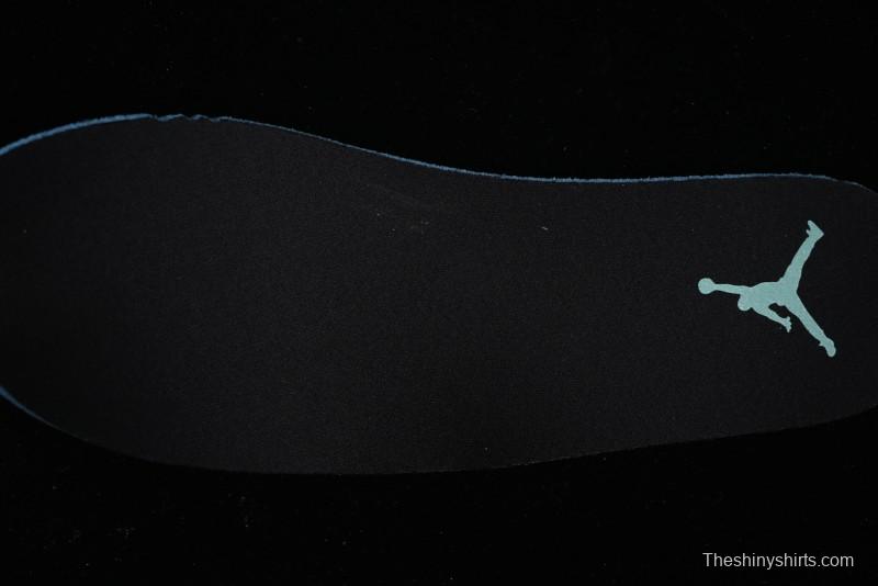 Nike Air Jordan 1 Mid AJ1 Basketball Shoes in Black White Silver - DQ8423-103