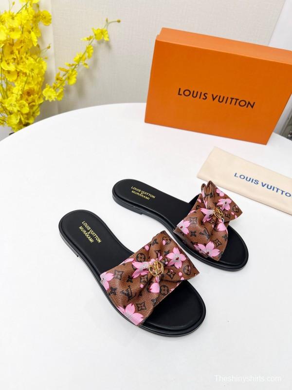2025 Women Louis Vuitton Brown Pink Leather Slippers LY00190