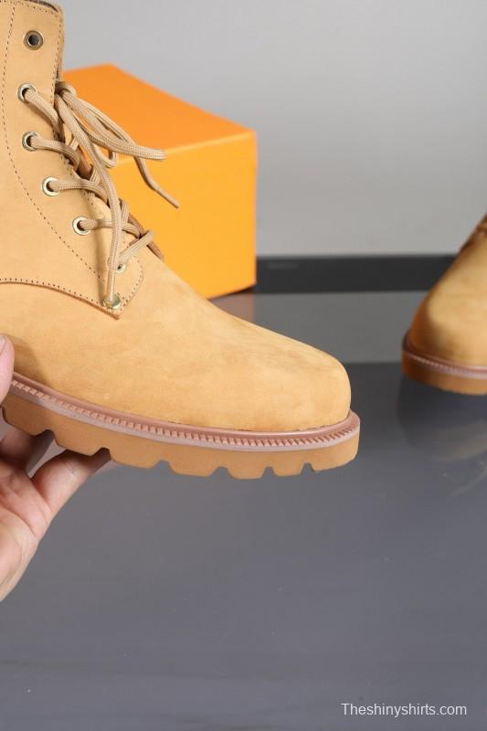 2024 Men Louis Vuitton Beige Nubuck Leather Ankle Boots MJ00470