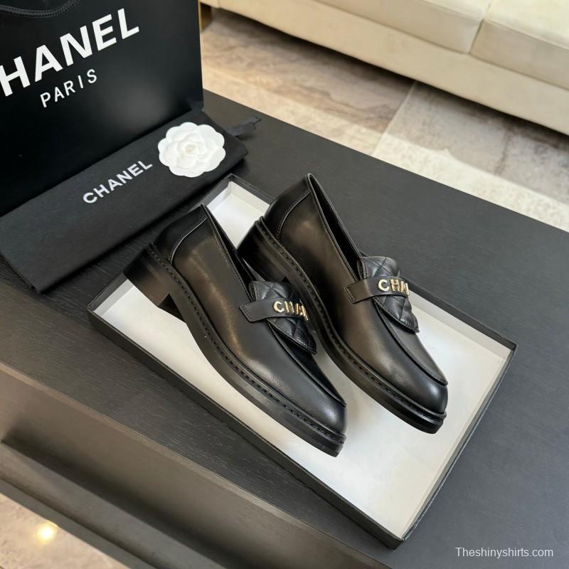 2025 Women Chanel Black Leather Loafer KFY00310